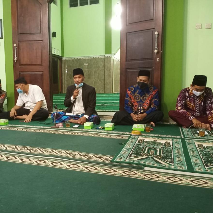 Safari Ramadhan, Kapanewon Wates mengadakan Tarawih Keliling dan Pemberian Santunan